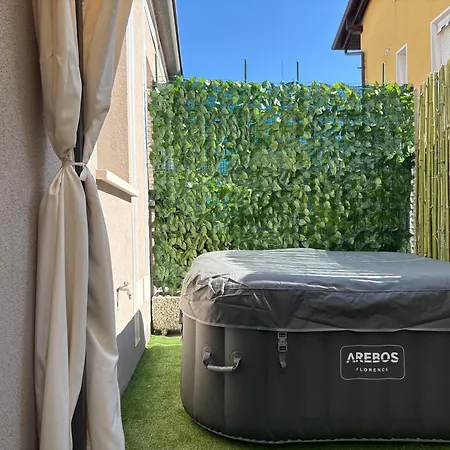 Marila Deluxe, Patio Con Idromassaggio Apartment